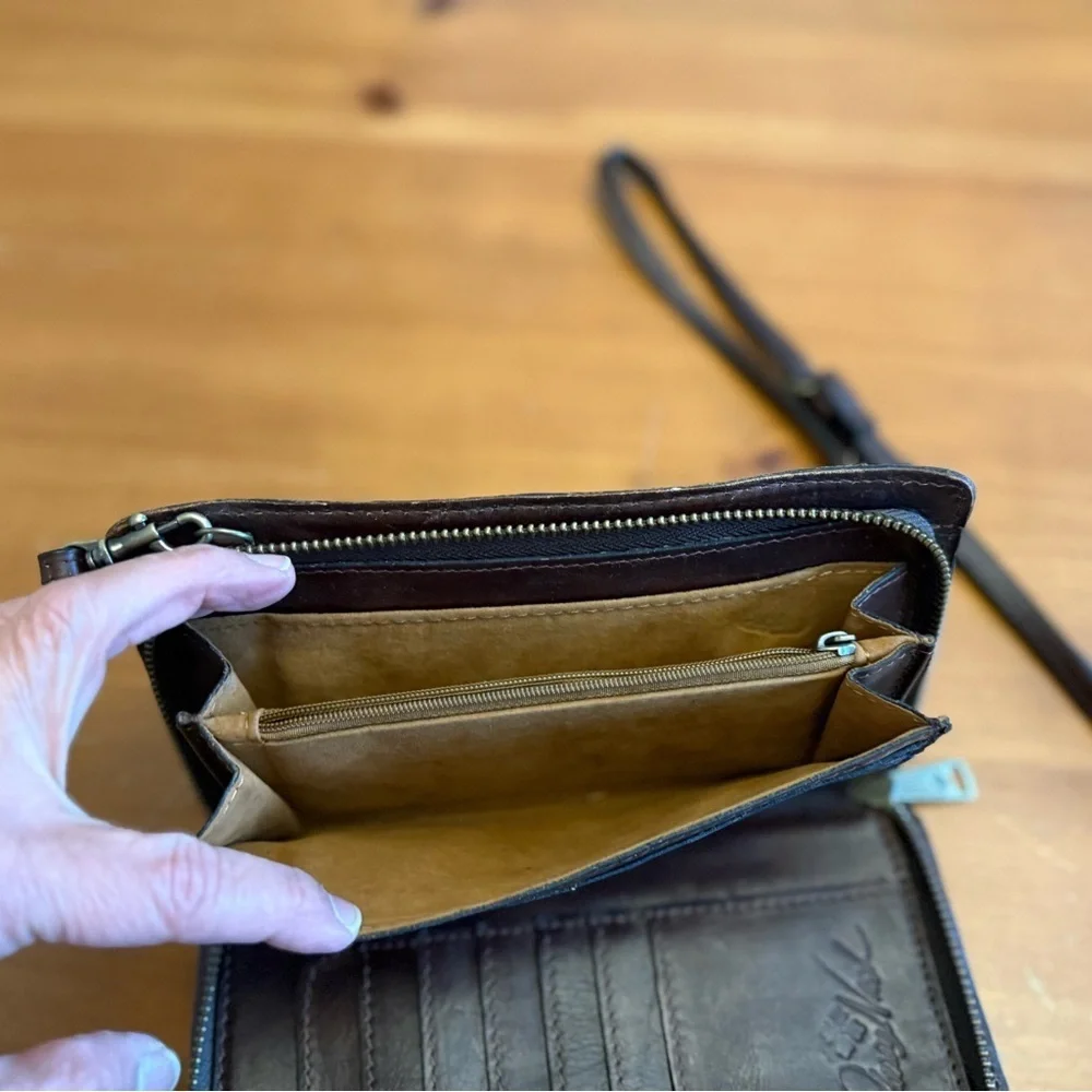 Patricia Nash Brown Metallic Wallet Purse Crossbody Brown Leather Minimalist